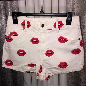 Pistola Red Lips Womens Large White Jean Shorts